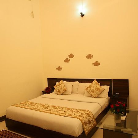 דהראדון Hotel Sukoon מראה חיצוני תמונה