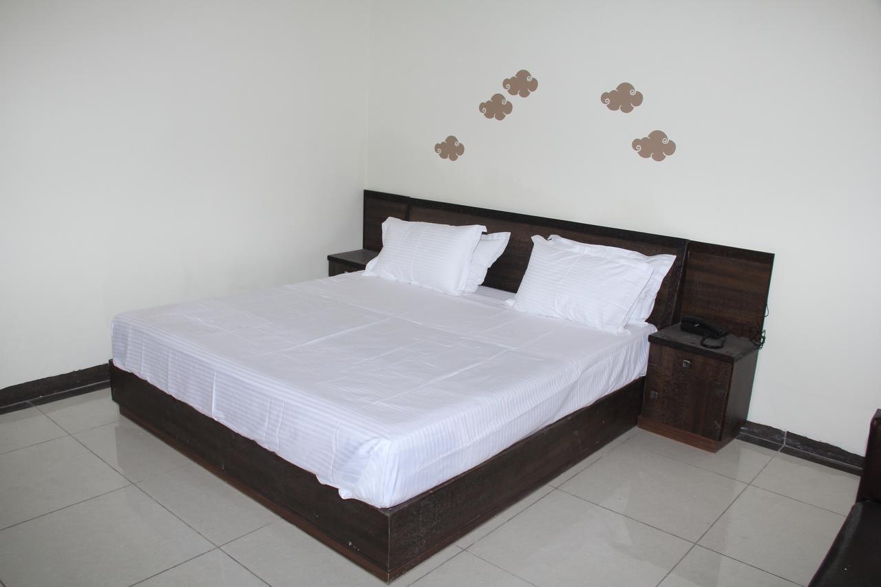 דהראדון Hotel Sukoon מראה חיצוני תמונה