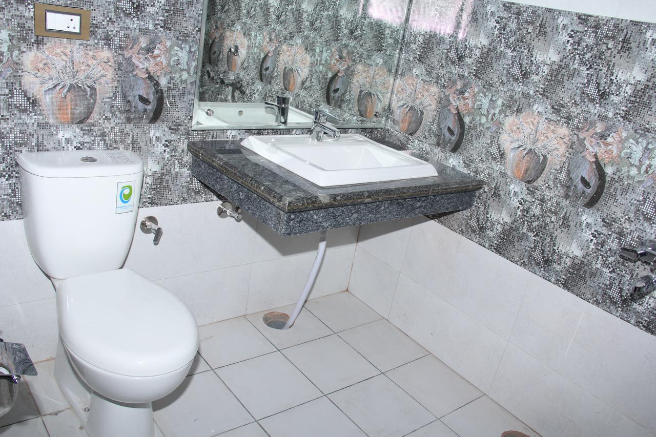 דהראדון Hotel Sukoon מראה חיצוני תמונה