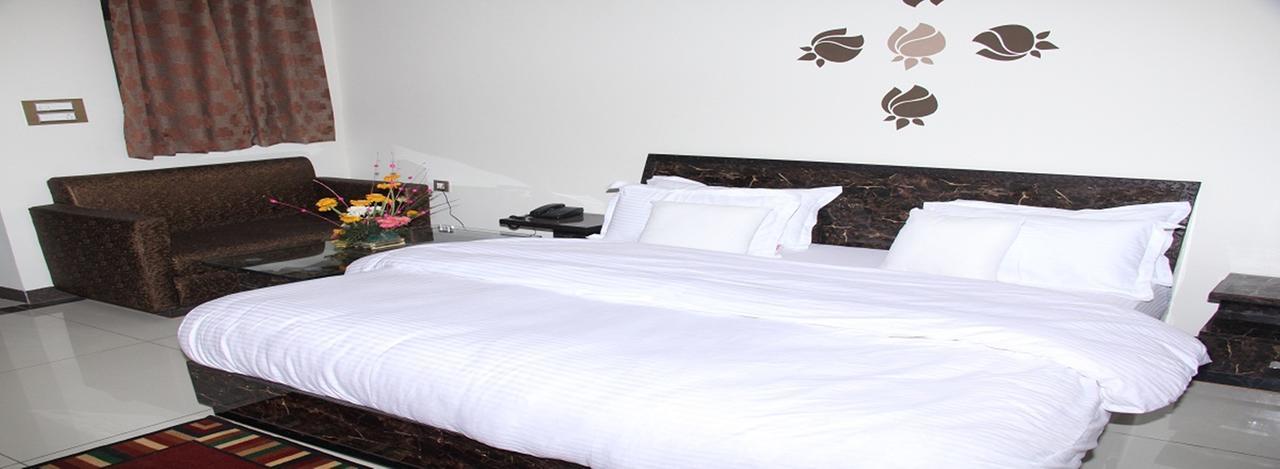 דהראדון Hotel Sukoon מראה חיצוני תמונה